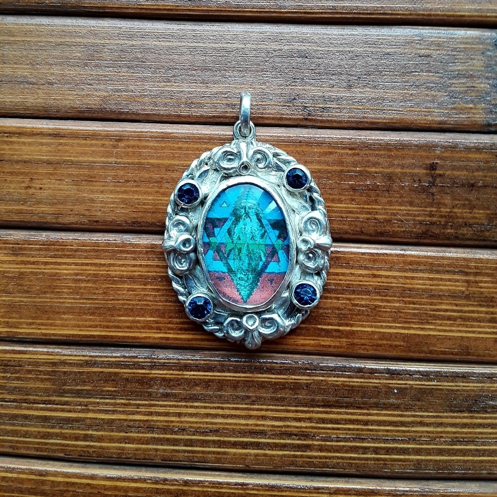 VSA designs rare Ava Maria Collection Charm blue